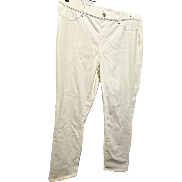 New Uniqlo Pants XL Womens White Ultra Stretch  Cropped Pull On Leggings - Picture 1 of 9